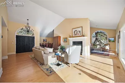 1425 W Cheyenne Mountain Boulevard, Colorado Springs, CO 80906 - Photo 8