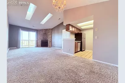 840 Tenderfoot Hill Road #201, Colorado Springs, CO 80906 - Photo 6