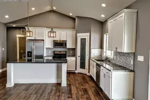 697 E Cabaret Dr, Pueblo West, CO 81007 - Photo 4