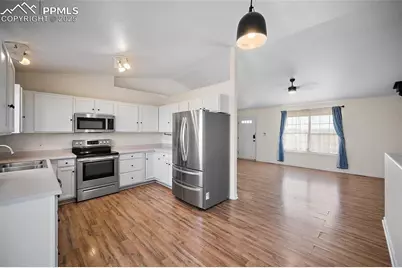 765 E Platteville Boulevard, Pueblo, CO 81007 - Photo 12