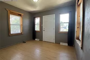 806 E Mesa Ave, Pueblo, CO 81006 - Photo 2