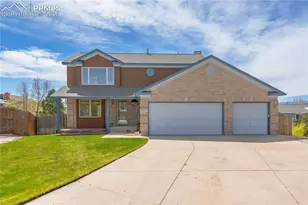 8805 Grovenor Ct, Colorado Springs, CO 80920 - Photo 2
