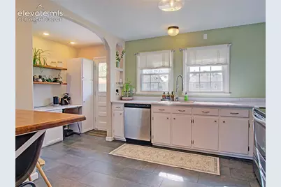 2435 Yorktown Road, Colorado Springs, CO 80907 - Photo 8