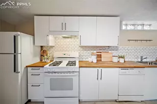 1133 Farragut Ave, Colorado Springs, CO 80909 - Photo 24