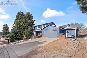 6820 Dauntless Ct, Colorado Springs, CO 80919 - Photo 2