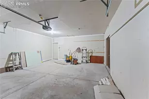 6820 Dauntless Ct, Colorado Springs, CO 80919 - Photo 46