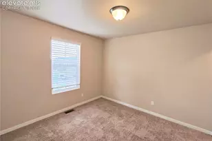 2562 Ellingwood Dr, Colorado Springs, CO 80910 - Photo 20
