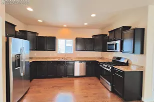 2562 Ellingwood Dr, Colorado Springs, CO 80910 - Photo 6