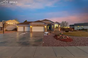 9015 Oakmont Rd, Peyton, CO 80831 - Photo 2