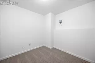 912 Amsterdam Dr, Colorado Springs, CO 80907 - Photo 36