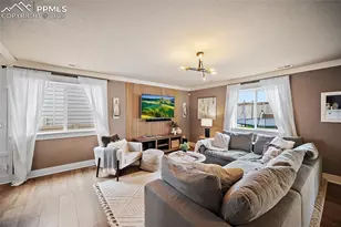 8844 Vanderwood Rd, Colorado Springs, CO 80908 - Photo 6