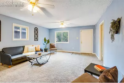1732 Comanche Road, Pueblo, CO 81001 - Photo 8