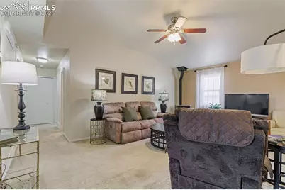 338 E Fraser Drive, Pueblo West, CO 81007 - Photo 4