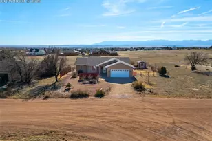1182 W Broken Bow Dr, Pueblo West, CO 81007 - Photo 2