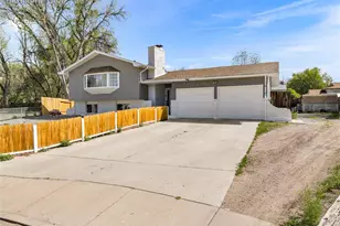 225 Fairfax St, Colorado Springs, CO 80911 - Photo 2