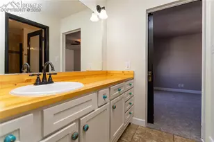 95 E Idaho Springs Dr, Pueblo, CO 81007 - Photo 32