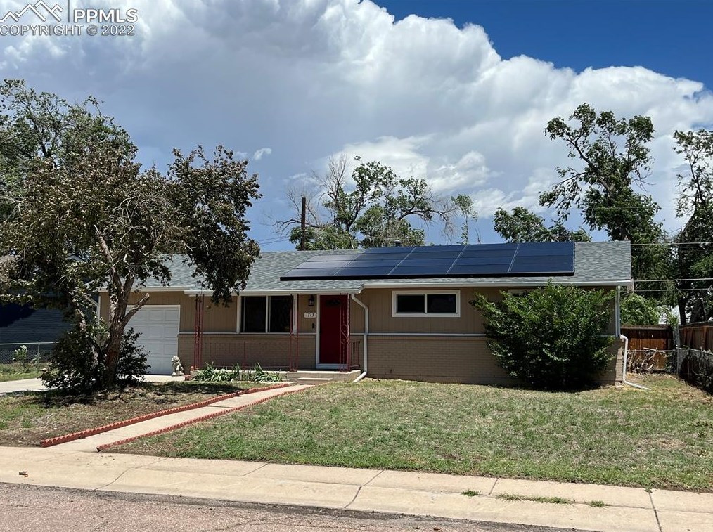 1713 Couch Pl, Colorado Springs, CO 80911-1404