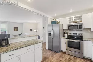 5475 Villa Cir, Colorado Springs, CO 80918 - Photo 8