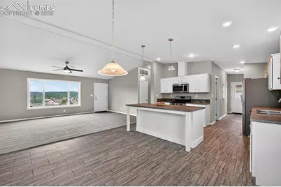 111 Estes Circle, Florissant, CO 80816 - Photo 10