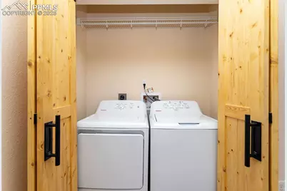 7685 Sierra Pine Drive, Colorado Springs, CO 80919 - Photo 14