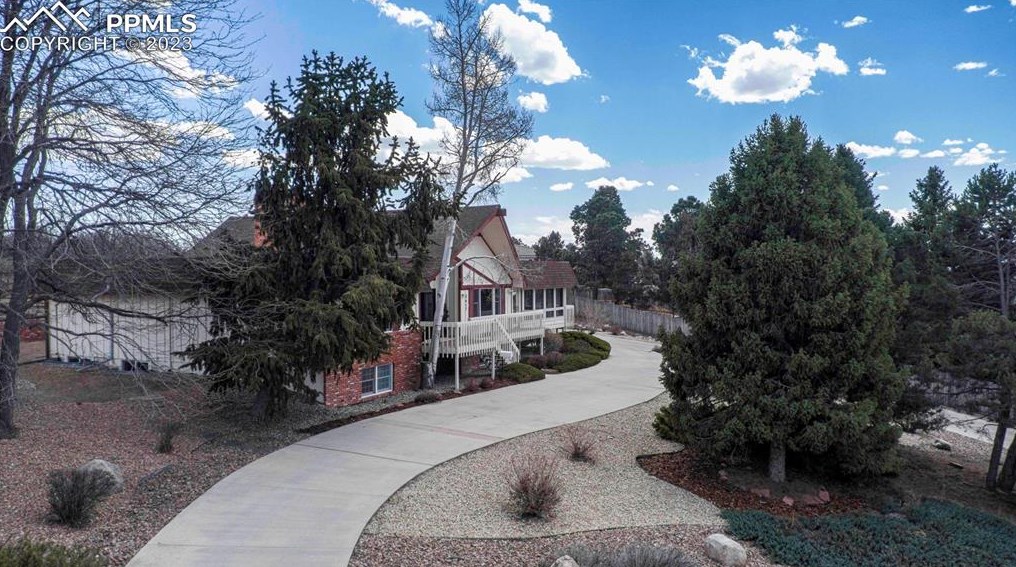 5417 Madera Rd, Colorado Springs, CO 80918-2363