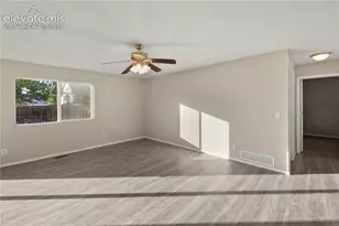 851 Barn Owl Dr, Fountain, CO 80817 - Photo 8