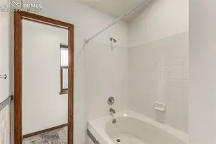 2570 Hatch Cir, Colorado Springs, CO 80918 - Photo 26