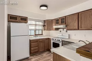 2570 Hatch Cir, Colorado Springs, CO 80918 - Photo 10