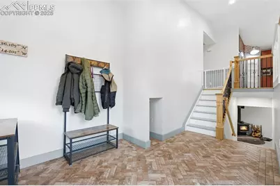 9260 E Blue Sage Circle, Colorado Springs, CO 80908 - Photo 4