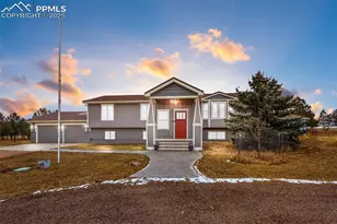 9260 E Blue Sage Cir, Colorado Springs, CO 80908 - Photo 2