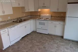 1138 Darby St, Colorado Springs, CO 80907 - Photo 2