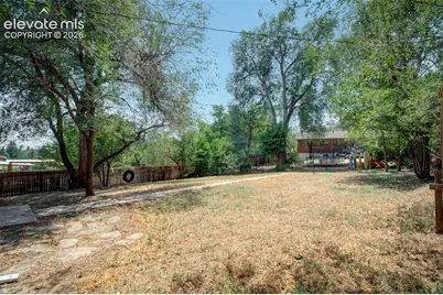 1426 Holmes Drive, Colorado Springs, CO 80909 - Photo 34