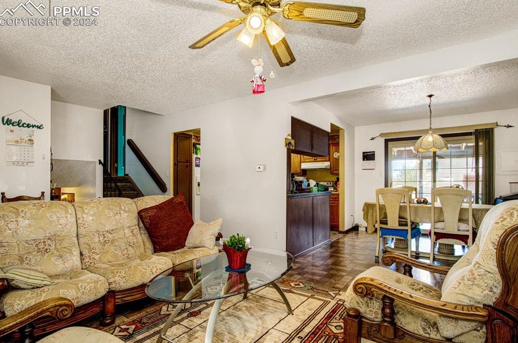 6663 Fielding Cir, Colorado Springs, CO 80911-2930