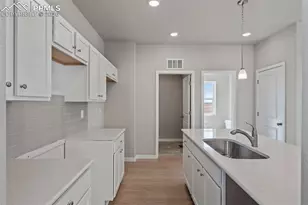 4530 Hawk Hvn Vw, Colorado Springs, CO 80925 - Photo 10