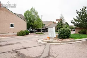 119 Iveystone Ct, Colorado Springs, CO 80919 - Photo 2