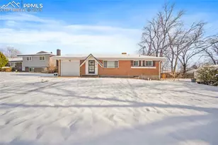 638 Dove Pl, Colorado Springs, CO 80906 - Photo 4