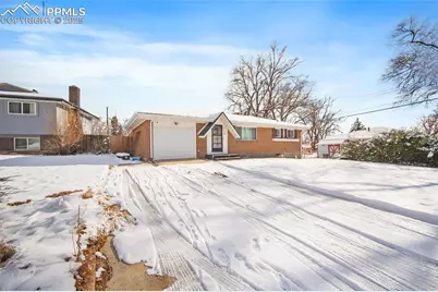 638 Dove Place, Colorado Springs, CO 80906 - Photo 2