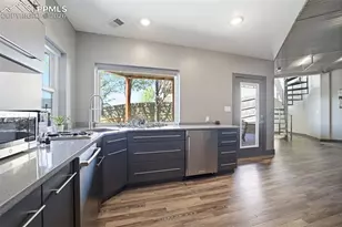 1529 Lynn Meadows Dr, Pueblo, CO 81005 - Photo 36