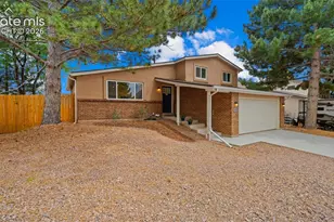 5625 Escapardo Way, Colorado Springs, CO 80917 - Photo 2