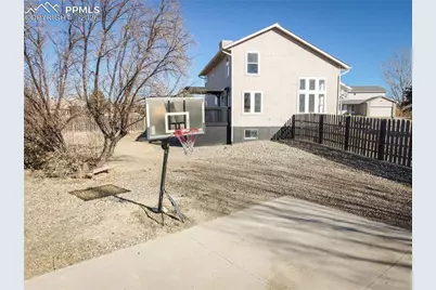 473 S Hook Court, Pueblo, CO 81007 - Photo 4