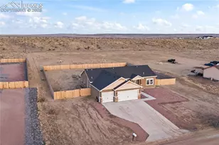 1334 N Will Rogers Dr, Pueblo, CO 81007 - Photo 4