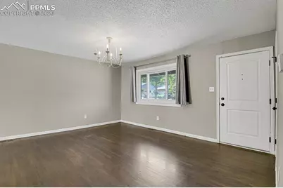 1540 Saratoga Drive, Colorado Springs, CO 80910 - Photo 6
