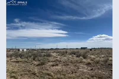 824 E Loma Drive, Pueblo, CO 81007 - Photo 2