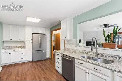 3012 W Platte Avenue, Colorado Springs, CO 80904 - Photo 6