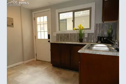 358 Ruxton Avenue, Manitou Springs, CO 80829 - Photo 6