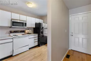 6208 Colony Cir, Colorado Springs, CO 80919 - Photo 16