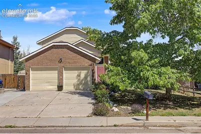 3840 Summer Breeze Drive, Colorado Springs, CO 80918 - Photo 2