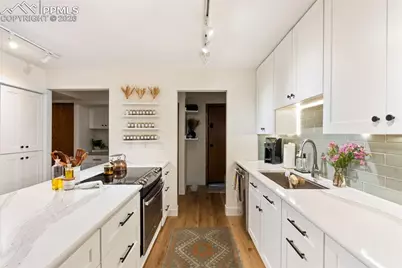 89 W Boulder Street, Colorado Springs, CO 80903 - Photo 14