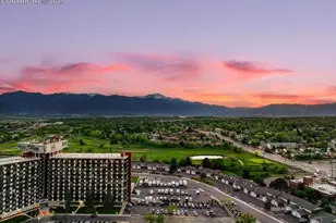 411 Lakewood Cir, Colorado Springs, CO 80910 - Photo 4