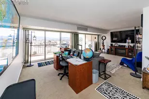 411 Lakewood Cir, Colorado Springs, CO 80910 - Photo 6